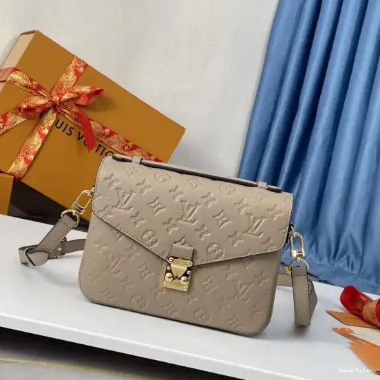 MÉTIS VUITTON LOUIS POCHETTE 0523